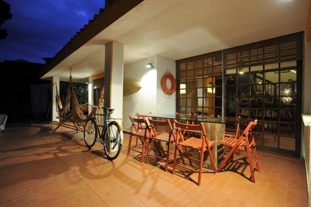 Carcavelos Surf House Exterior photo